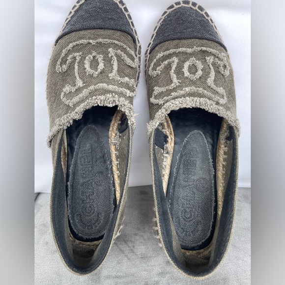 Chanel Cloth Two Tone Espadrilles - Picture 5 of 9